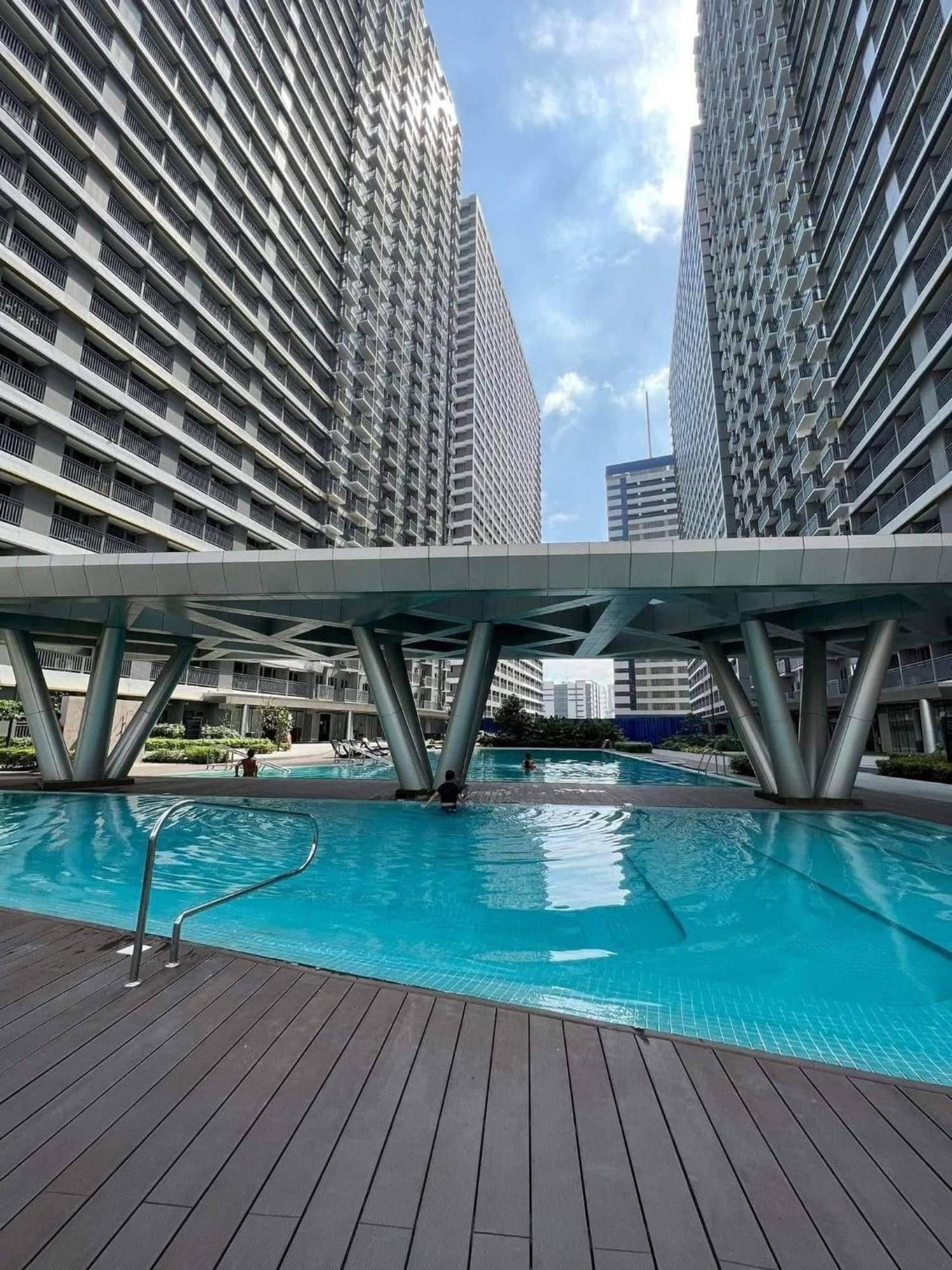 Mandaluyong Smdc Fame Residence Luxurious Family Suite Condo Near Mrt מראה חיצוני תמונה